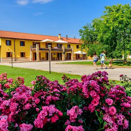 Luxury Glamping Campingplads Palazzolo dello Stella